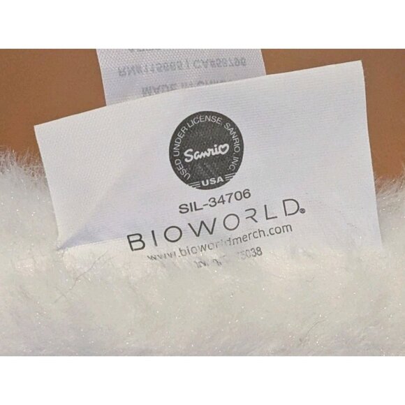 NWT Sanrio Hello Kitty Ear Muffs Fuzzy Hot Topic Pink Bow Faux Fur Cat Kawaii - Picture 11 of 16